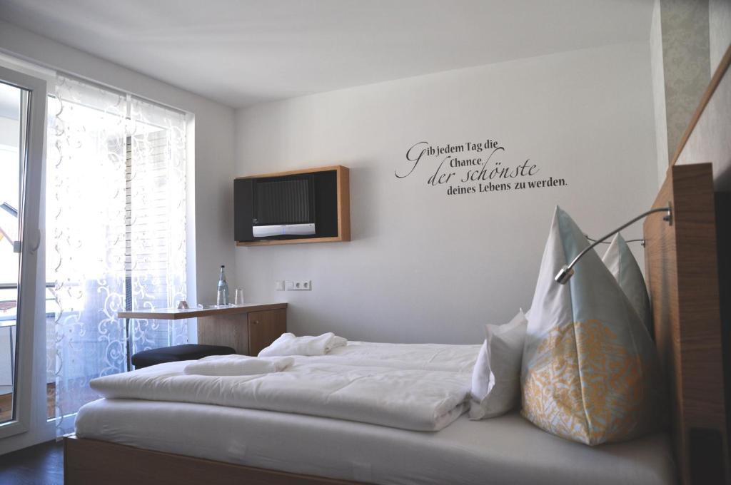 Hotel Hagnauer Seeperle Ruang foto